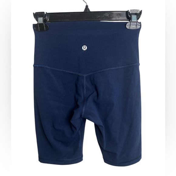 lululemon Align women’s size 4 High-Rise Short 6" in True Navy - Picture 2 of 6